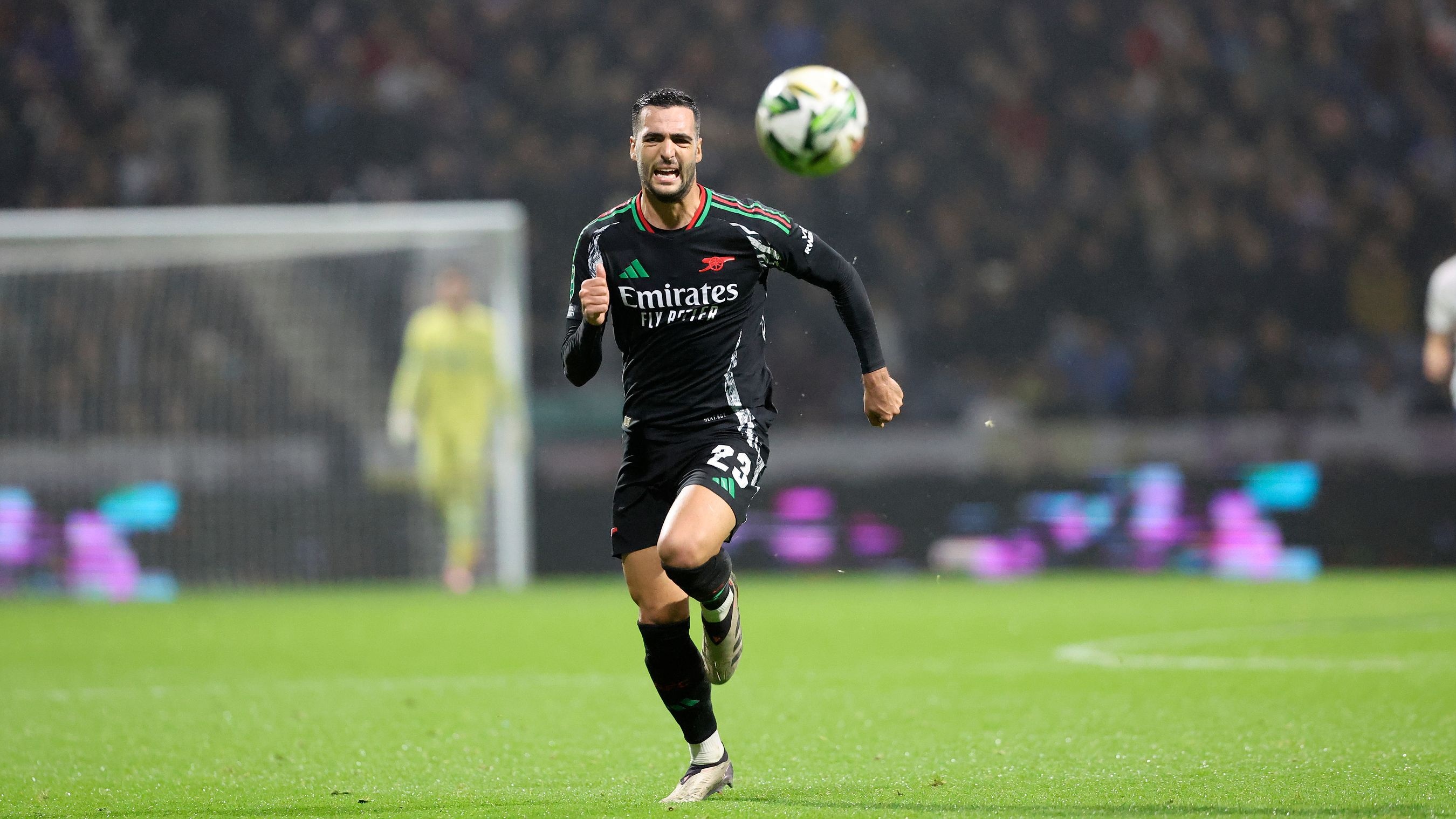 pp电子-记者：梅里诺在塔帅手下定位仍不明确，莫斯克拉能顶萨利巴的伤缺