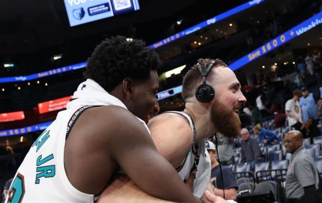 湖人两大弃将变灰熊板凳利器!佩总干了多少昏招?